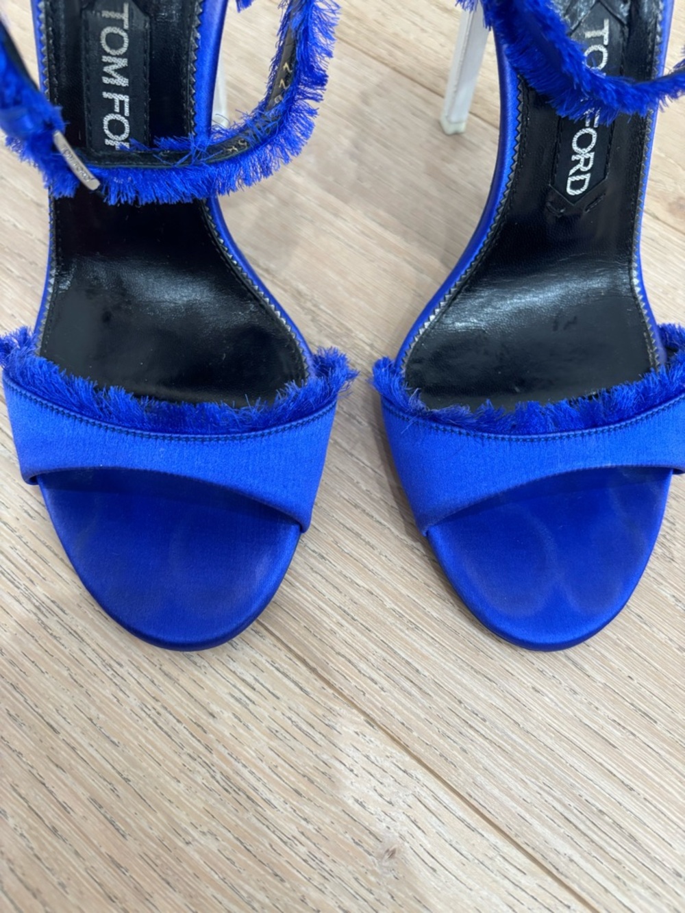 Tom Ford Satin Blue and white Heeled Sandals size 38. - Picture 4 of 12